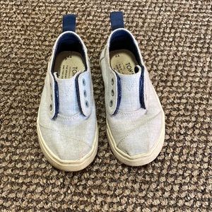 Tom’s sneakers toddler